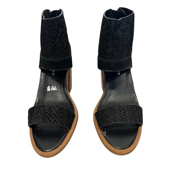 Kelsi Dagger Black Leather Suede Open Toe Strap Cuff Heels 5.5 Geometric Pattern - Picture 3 of 12